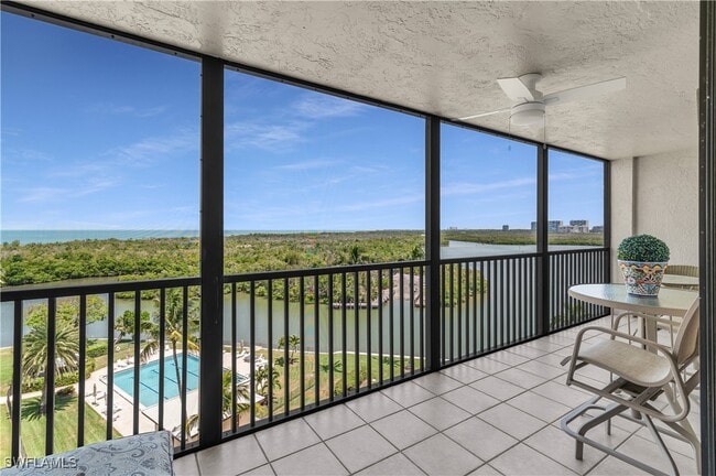 property at 17 Bluebill Ave