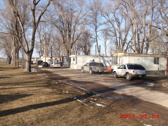 Lake Manawa Mobile Home Park in Council Bluffs, IA - Building Photo