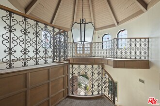 1041 Somera Rd in Los Angeles, CA - Building Photo - Building Photo