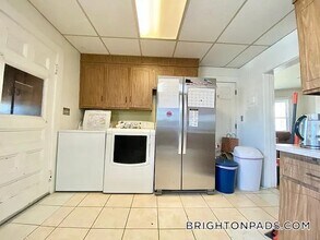 26 Mapleton St in Boston, MA - Building Photo - Building Photo