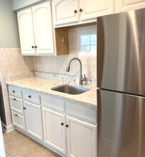 7300 S 78th Ave in Bridgeview, IL - Building Photo - Building Photo