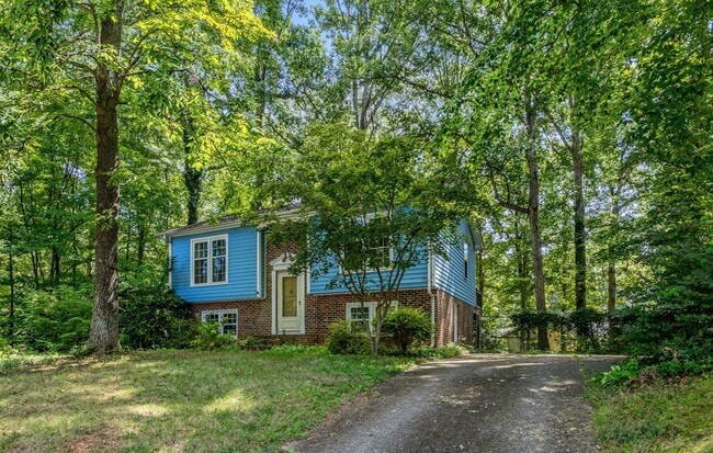 1 Pennoak Ct in Greensboro, NC - Building Photo - Building Photo