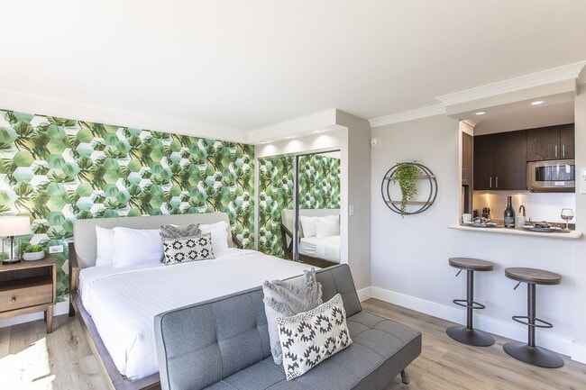 440 ?Olohana St in Honolulu, HI - Building Photo - Building Photo