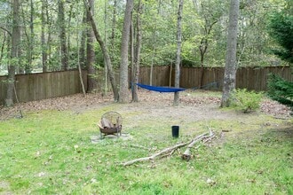 12433 Cree Ln in Lusby, MD - Building Photo - Building Photo