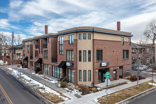 Clayton Town Center in Denver, CO - Foto de edificio - Primary Photo