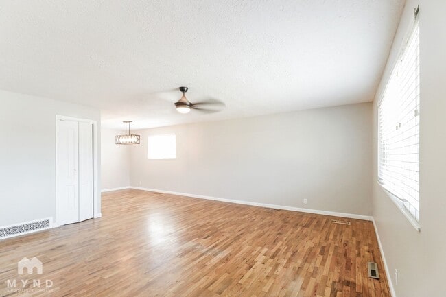 381 Marquette Dr in Midvale, UT - Building Photo - Building Photo