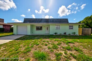 2610 Via Napoli Ct in Merritt Island, FL - Building Photo