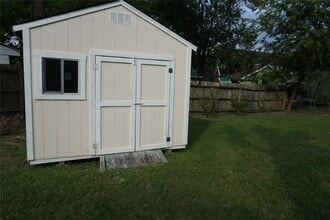 15806 Sulky Trail Ct in Houston, TX - Building Photo - Building Photo