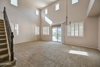 7102 W Katharine Way in Peoria, AZ - Foto de edificio - Building Photo
