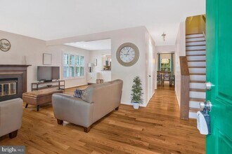 11516 Shell Flower Ln in Columbia, MD - Building Photo - Building Photo