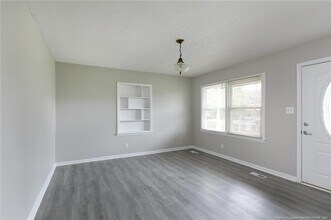 304 Longhorn Dr in Fayetteville, NC - Building Photo - Building Photo