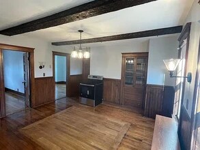 460 Burncoat St, Unit 460B Burncoat Street in Worcester, MA - Foto de edificio - Building Photo