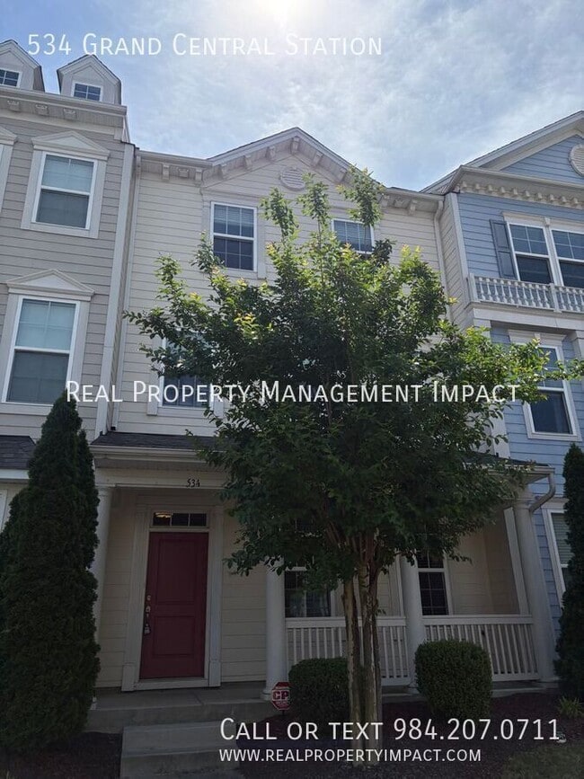 534 Grand Central Sta in Apex, NC - Building Photo - Building Photo