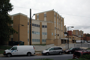 1303 Wagner Ave Apartments