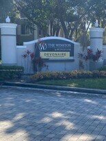 631 SW 111th Ln in Pembroke Pines, FL - Building Photo