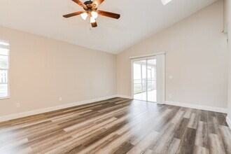 114 Meadow Blvd in Sanford, FL - Building Photo - Building Photo