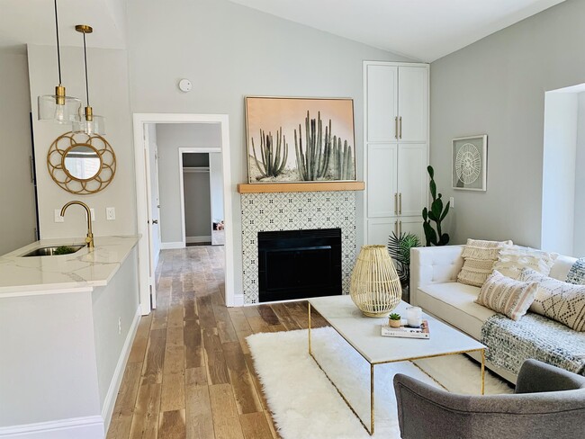 7340 Skillman St in Dallas, TX - Building Photo - Building Photo