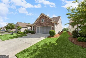 736 Firefly Ct in Griffin, GA - Building Photo - Building Photo