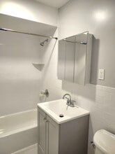 Main Street Commons in East Rutherford, NJ - Building Photo - Building Photo