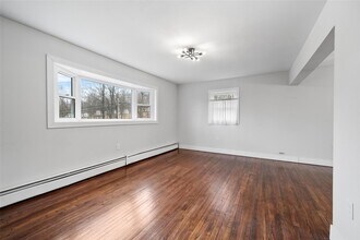 57 School Rd in Monroe, NY - Building Photo - Building Photo