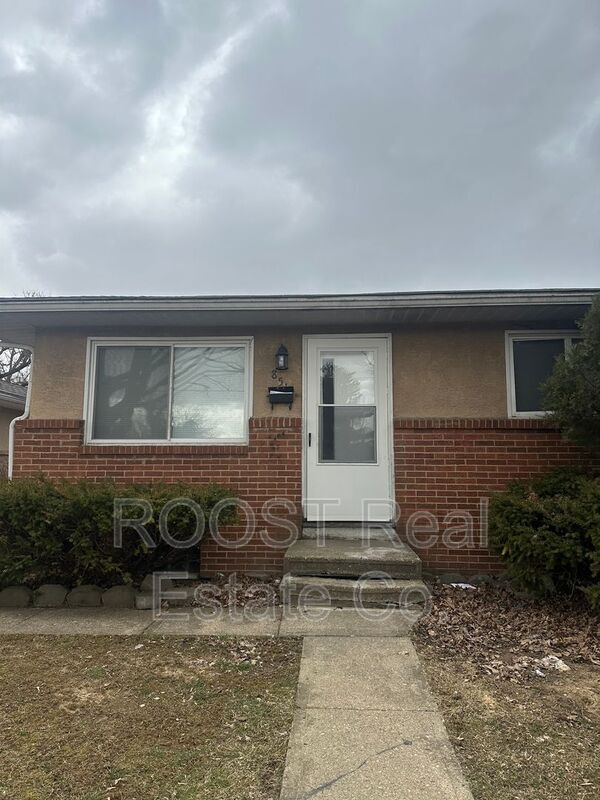 property at 851-853-853 Byron Ave