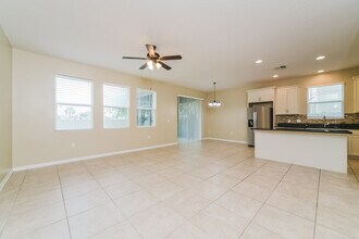 1861 Castleton Dr in St. Cloud, FL - Building Photo - Building Photo