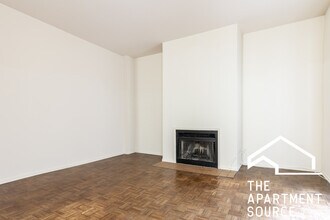 3751 N Halsted St in Chicago, IL - Building Photo - Building Photo