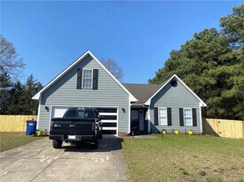 675 Americana Dr in Raeford, NC - Building Photo
