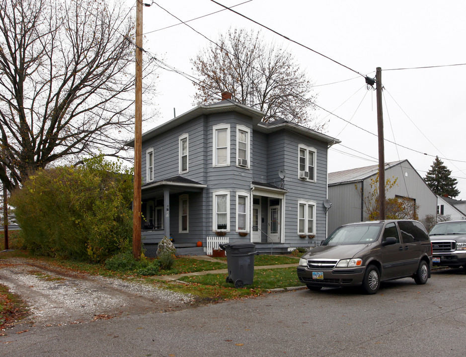 17 Raymond Ave in Shelby, OH - Building Photo