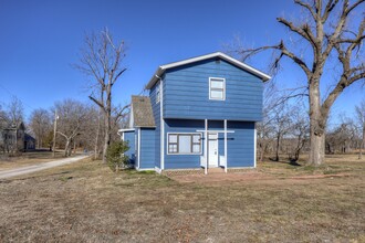 3801 Creswell Dr in Joplin, MO - Building Photo - Building Photo