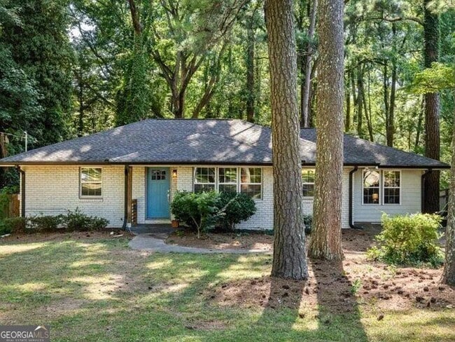 property at 2263 Nivelle Dr