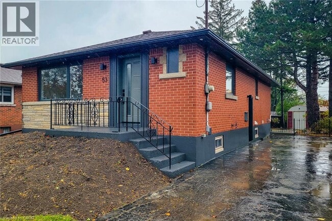 53 Winchester Blvd in Hamilton, ON - Building Photo - Building Photo