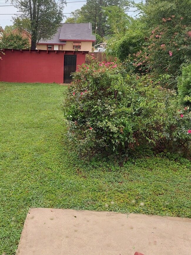 306-311 11th Ave NW in Decatur, AL - Building Photo - Building Photo