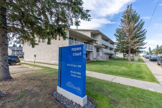 Aspen Court in Edmonton, AB - Building Photo - Building Photo