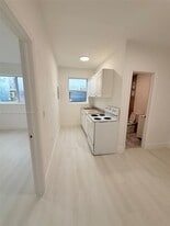 871 SW 3rd St in Miami, FL - Building Photo