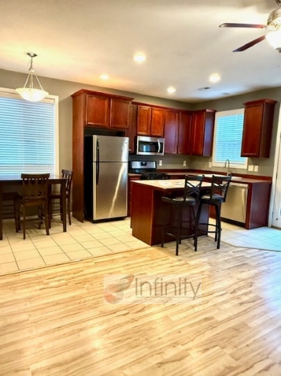 810 E Ninth St in Newberg, OR - Building Photo - Building Photo