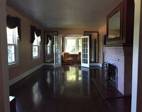 157 Linden Ave in Hampton, VA - Building Photo - Building Photo