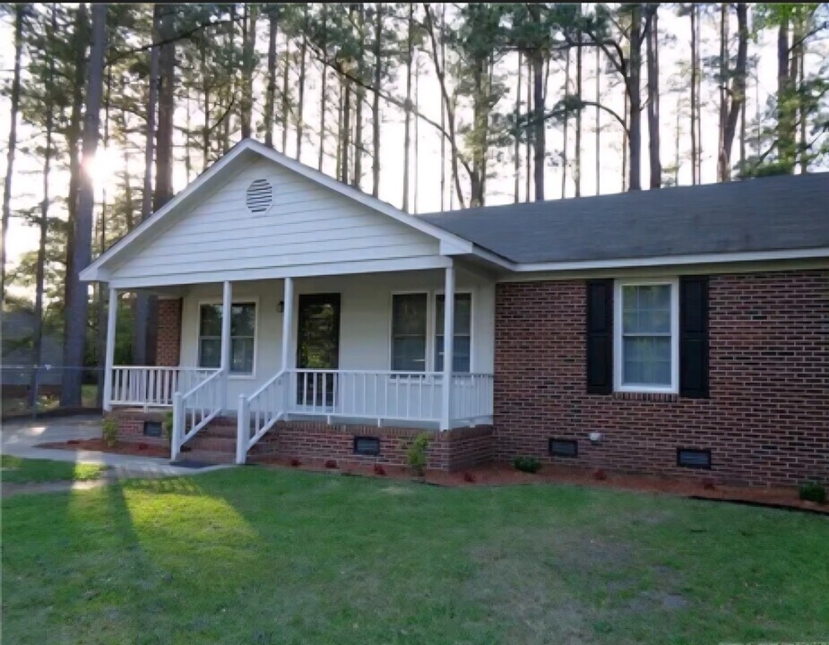 108 Dallas St in Lumberton, NC - Building Photo