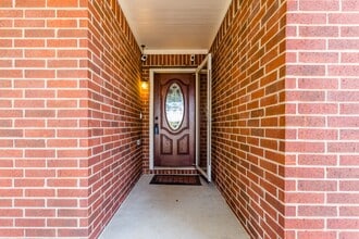 2834 Trinity Glen Ln in Houston, TX - Building Photo - Building Photo