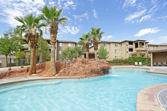 The Falls at Mesa Point in Saint George, UT - Foto de edificio - Building Photo