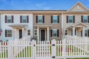 4 Beautyberry St in Simpsonville, SC - Building Photo