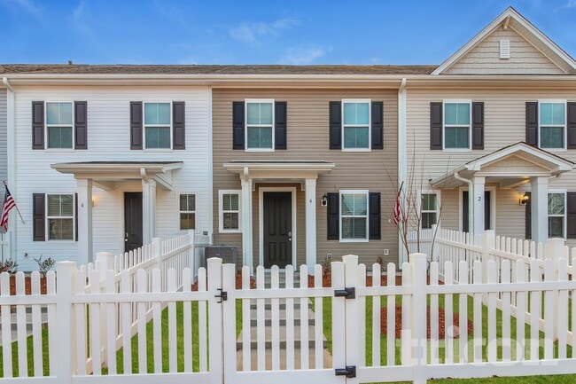 property at 4 Beautyberry St