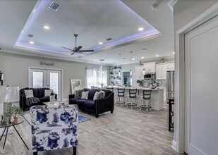 17 Lucky Ln in Mary Esther, FL - Building Photo - Building Photo