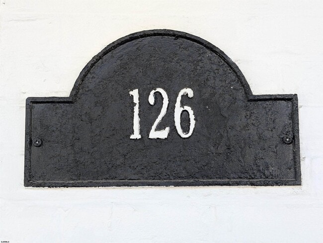 126 N Delaware Ave in Atlantic City, NJ - Building Photo - Building Photo
