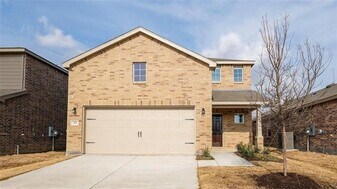 472 Lake Erie Dr in Princeton, TX - Building Photo