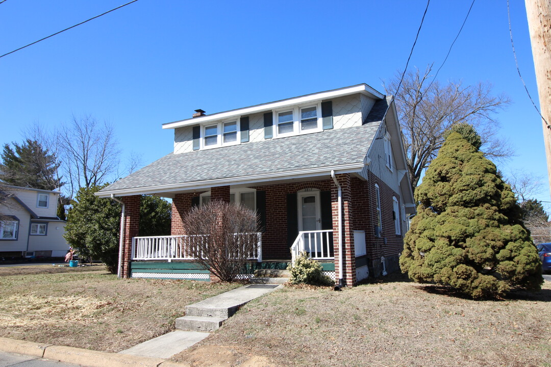 2817 Centre Rd in Wilmington, DE - Building Photo