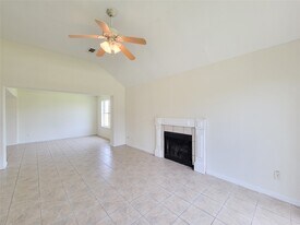 3307 Pine Dust Ln in Spring, TX - Building Photo