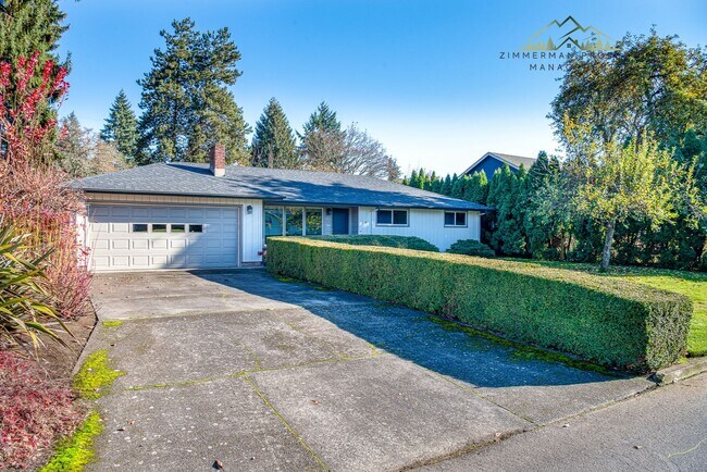 1439 Happy Ln in Eugene, OR - Foto de edificio - Building Photo
