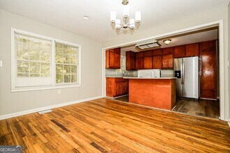 5720 Old Bill Cook Rd in Atlanta, GA - Building Photo - Building Photo