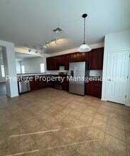 9478 N Sammy Ave in Tucson, AZ - Building Photo - Building Photo